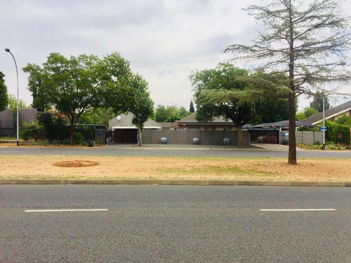 80 on Benade Bloemfontein Exterior foto